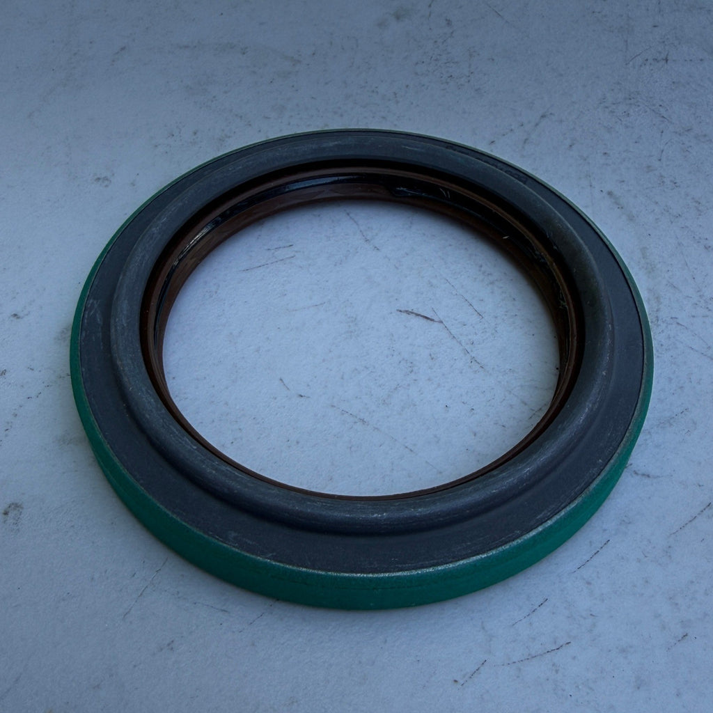 Dana Spicer SP 2001888 Drive Axle Shaft Wheel Hub Oil Seal Ford F-450 F-550