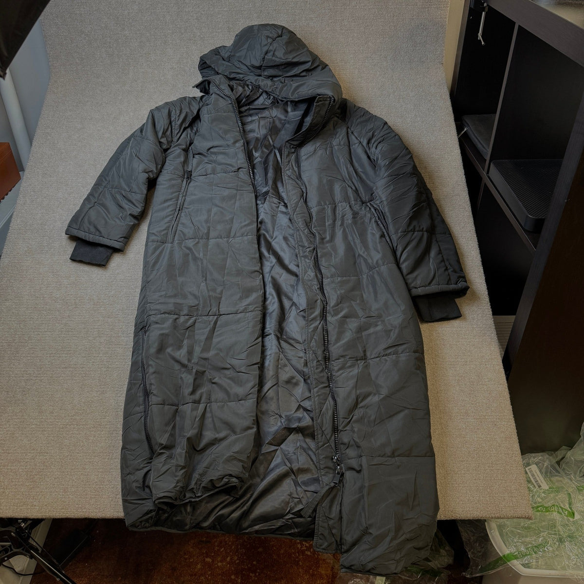 MSRP $91 Shanfetl Women's M Long Quilted Coat Hooded Maxi Long Sleeve Puffer J