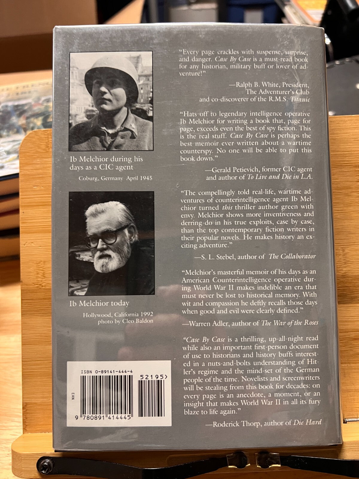 WW2 German Tanks & Armoured Vehicles 1914-1945 B.T. White 1968 HC Reference Book