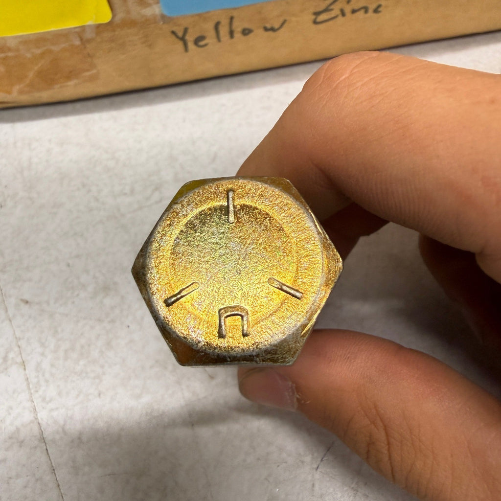 Pack of 200 Nucor 5/8-11 x 2 Grade 5 Hex Cap Screw Bolts Yellow Zinc Plated