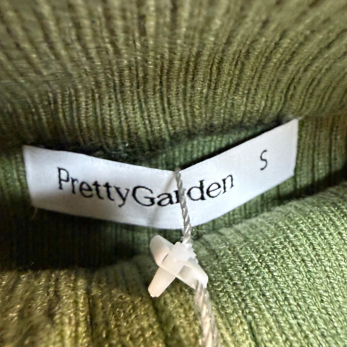 MSRP $35 PRETTYGARDEN Women's S Quarter Zip Mock Neck Rib Fitted Sweater Green
