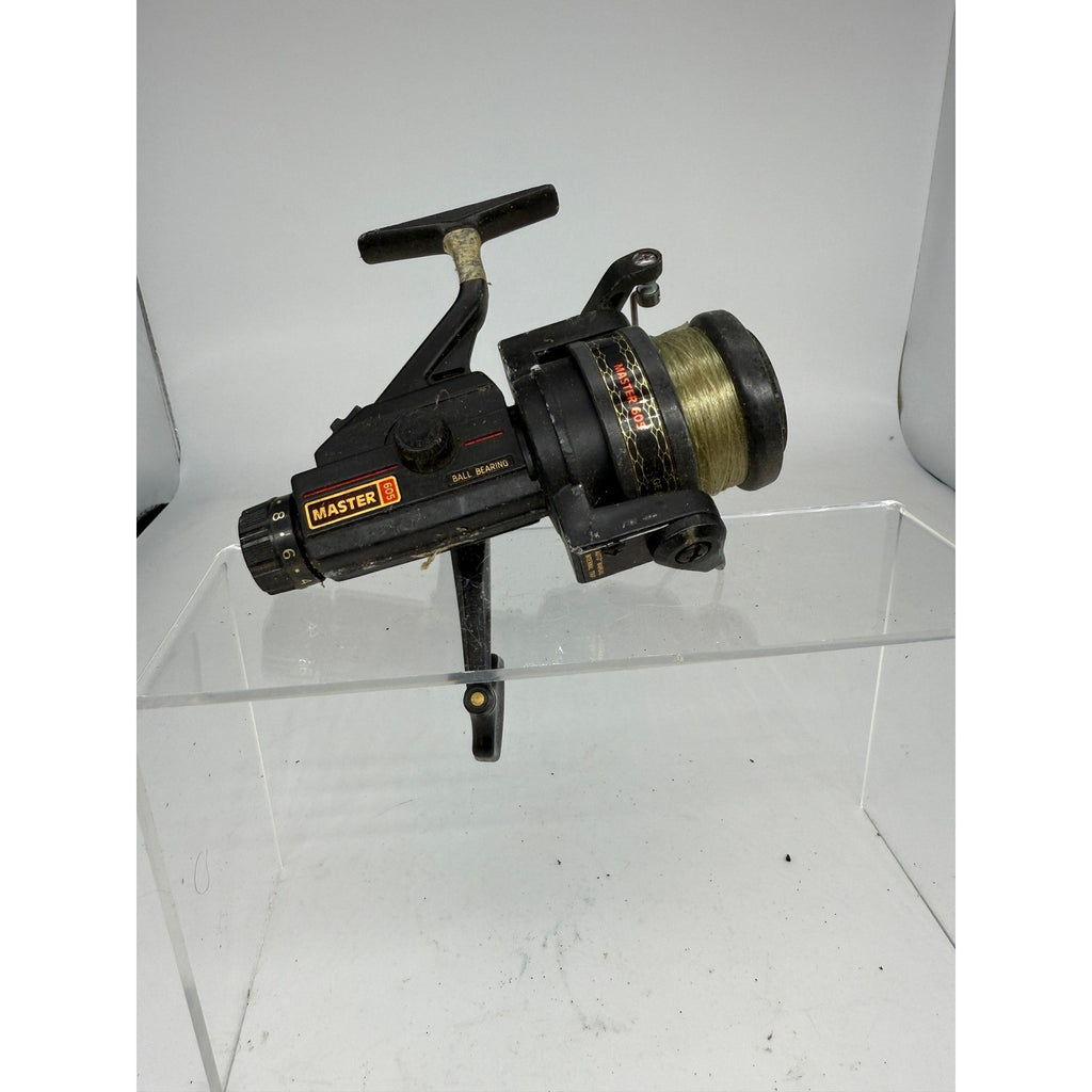 Vtg Master 605 Black Fishing Spinning Reel Ball Bearing Made in Korea