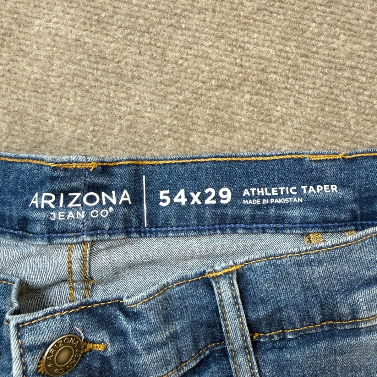 NWT Arizona Jean Co Mens 54x29 Med Heritage Athletic Fit Tapered Leg Jeans