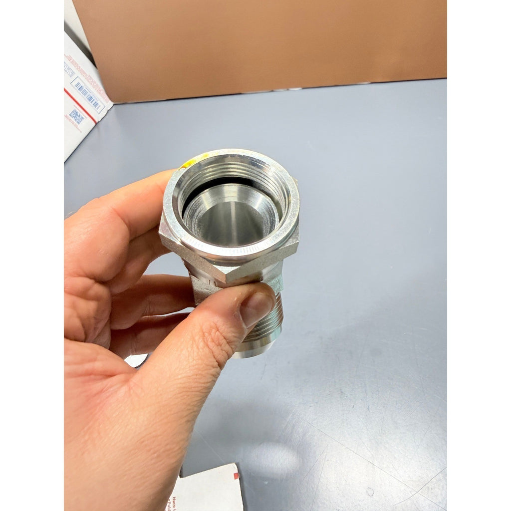 Brennan 6502-20-20 45° Elbow, 1-1/4" Male 37° JIC x 1-1/4" Female 37° JIC Swivel