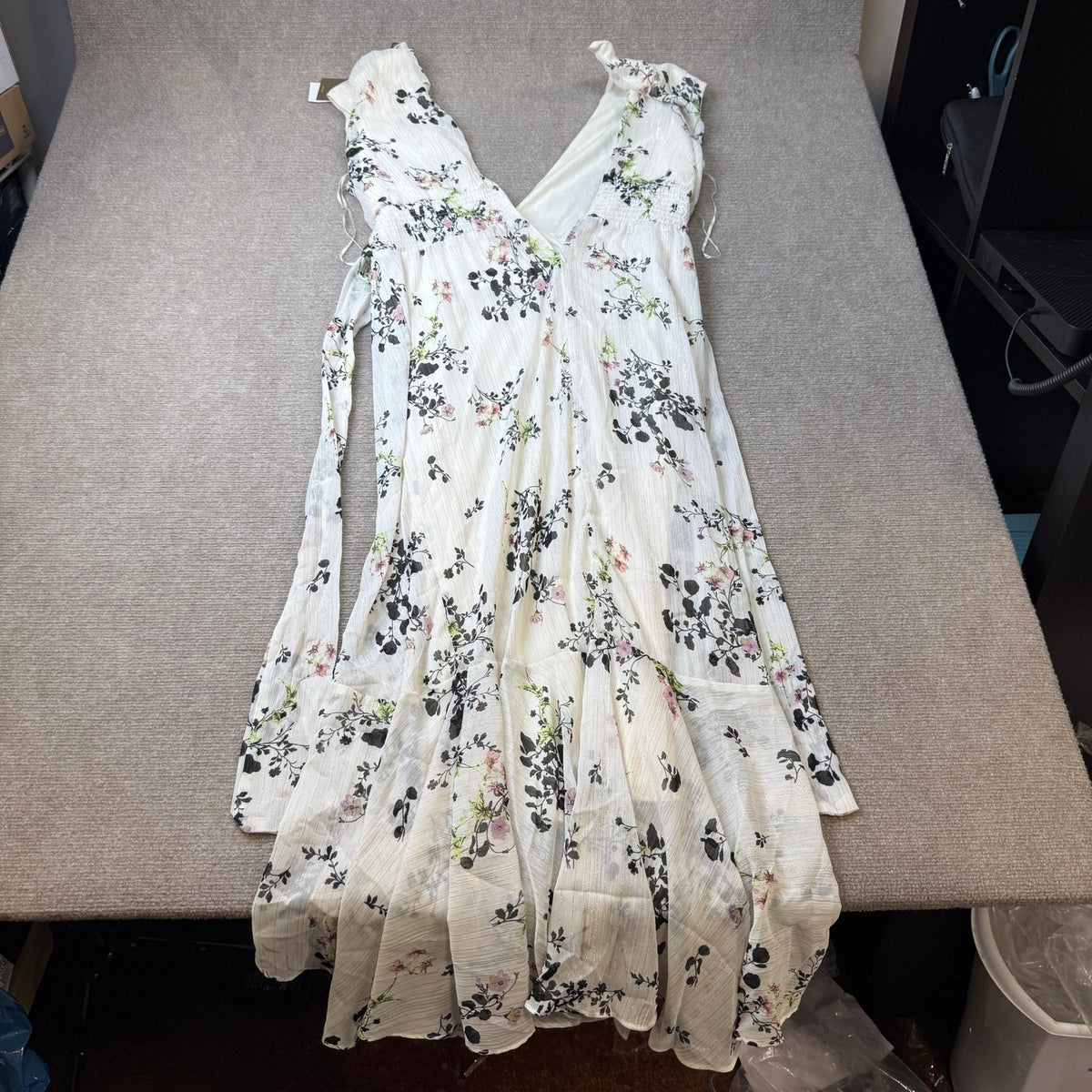 MSRP $89 Melonie T Womens 12 Cream Multi Floral V Neck Sleeveless Cap Maxi Dres