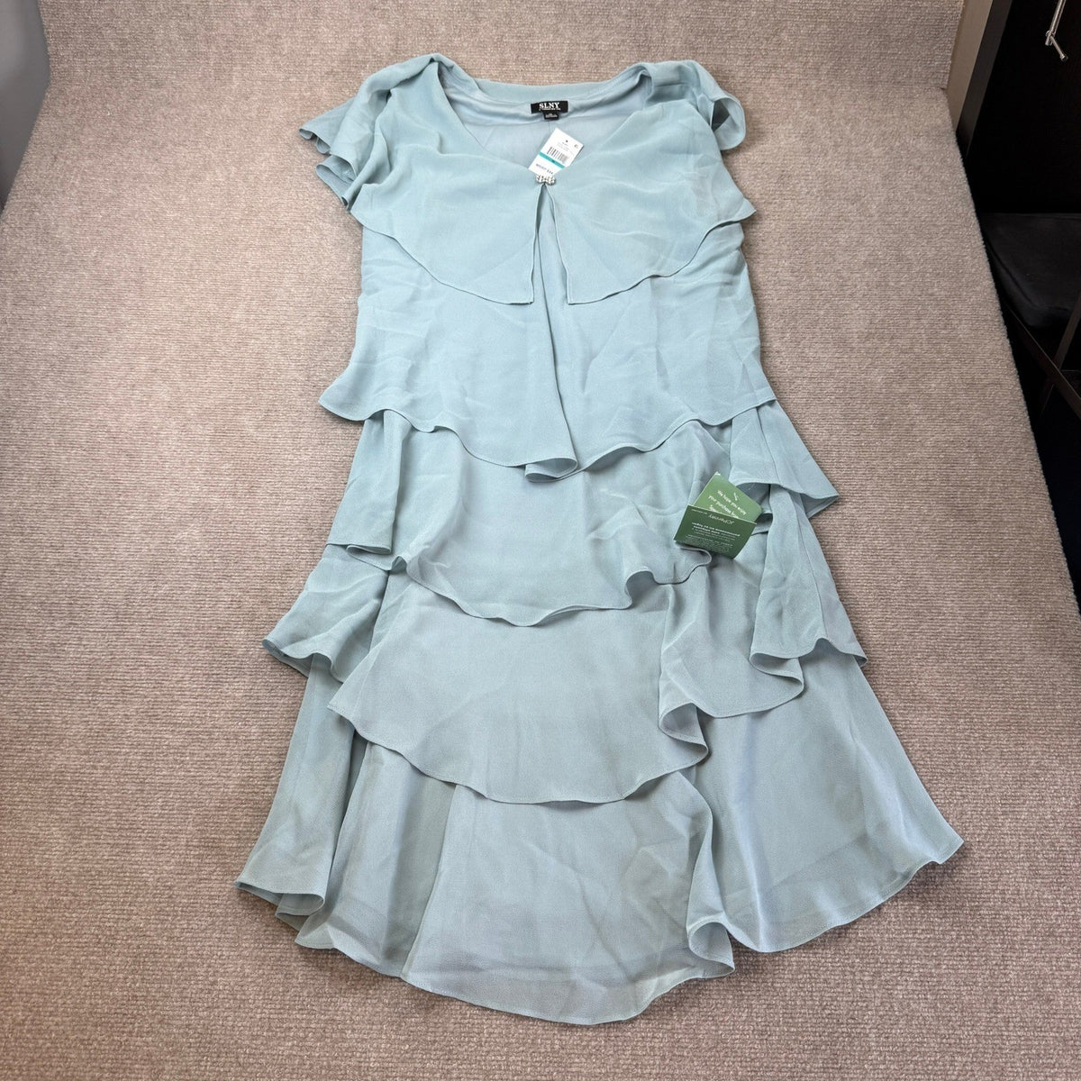 MSRP $94 S. L. Fashions Womens 16 Sage V Neck Sleeveless Shift Dress