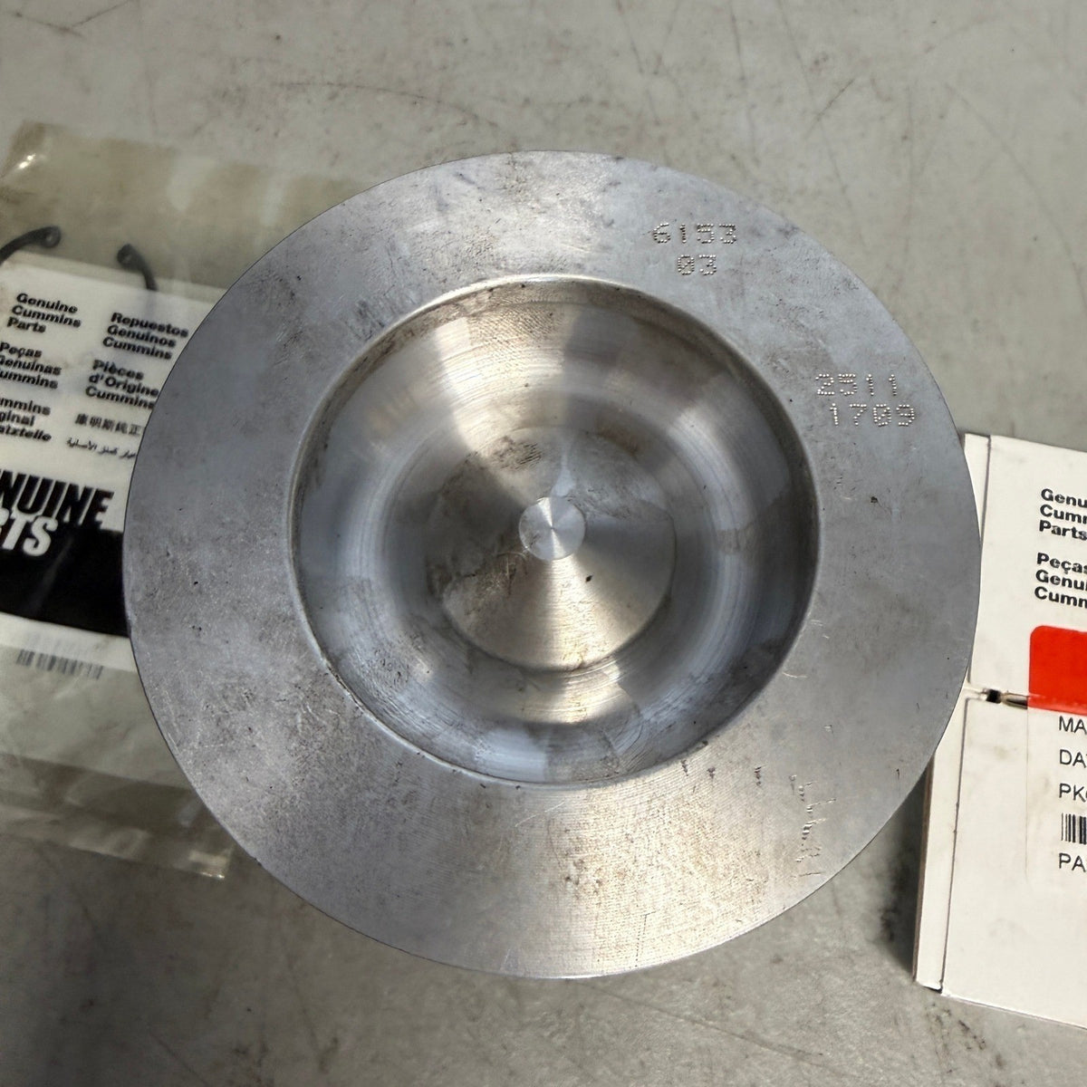 Genuine Cummins 3800781 Engine Piston Kit 5.9L 6BT Heavy Duty