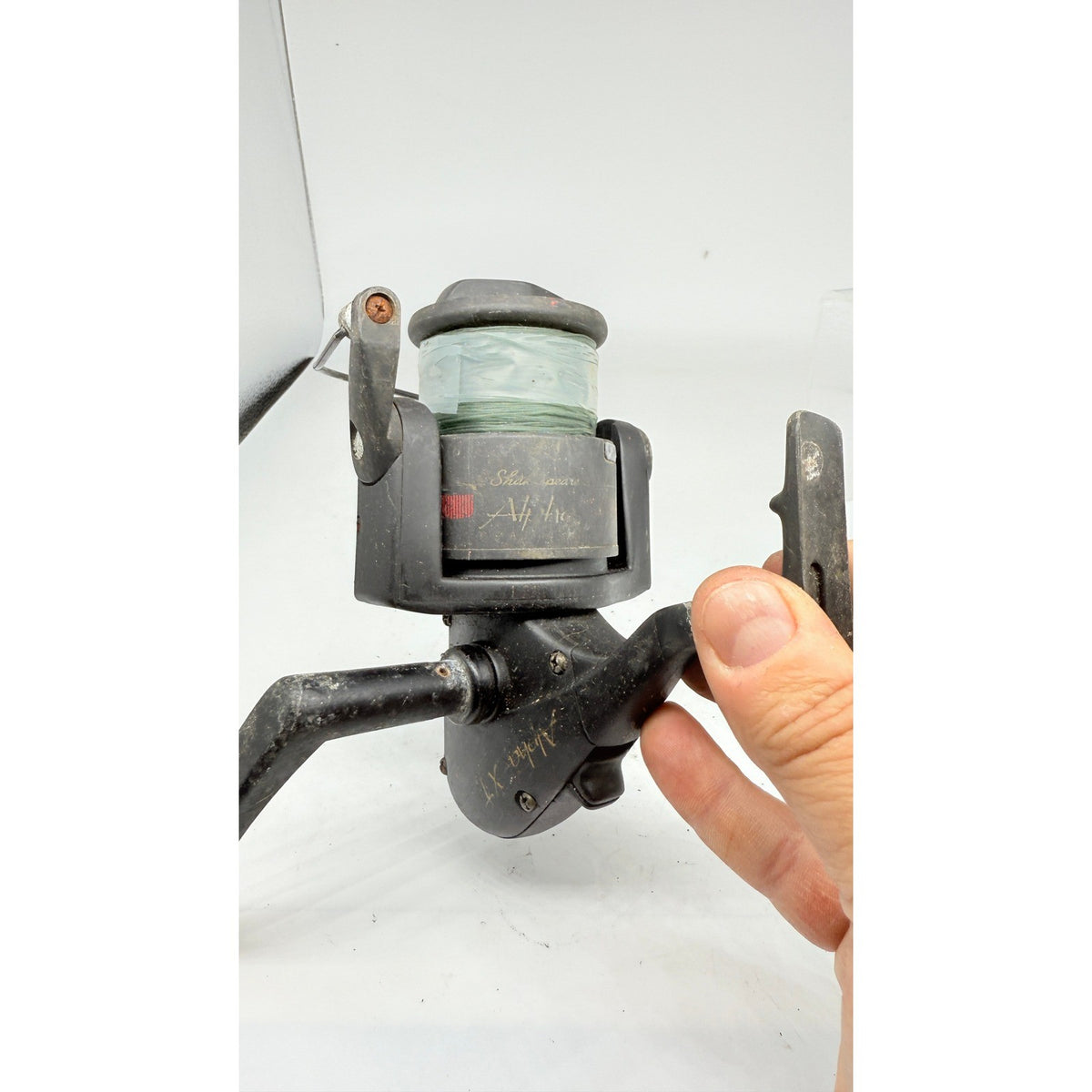 Shakespeare Alpha XT 600 Graphite Spinning Fishing Reel Made in Hong Kong