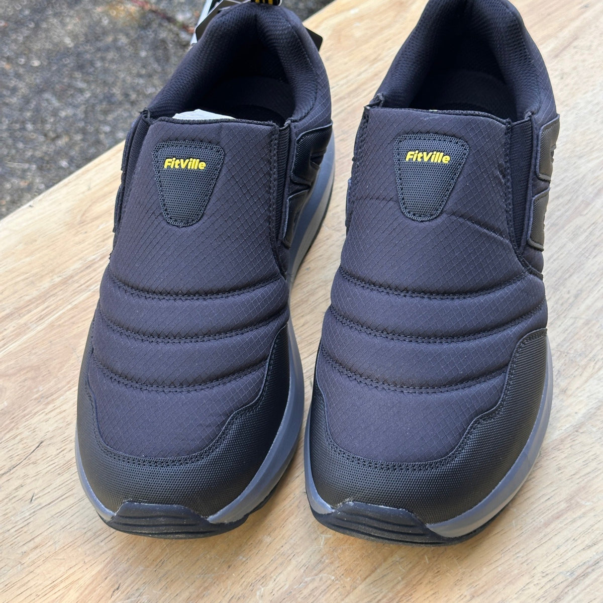 NWT FitVille Men's US 10.5EW Black Explorer Outdoor Slip On V2 Shoes