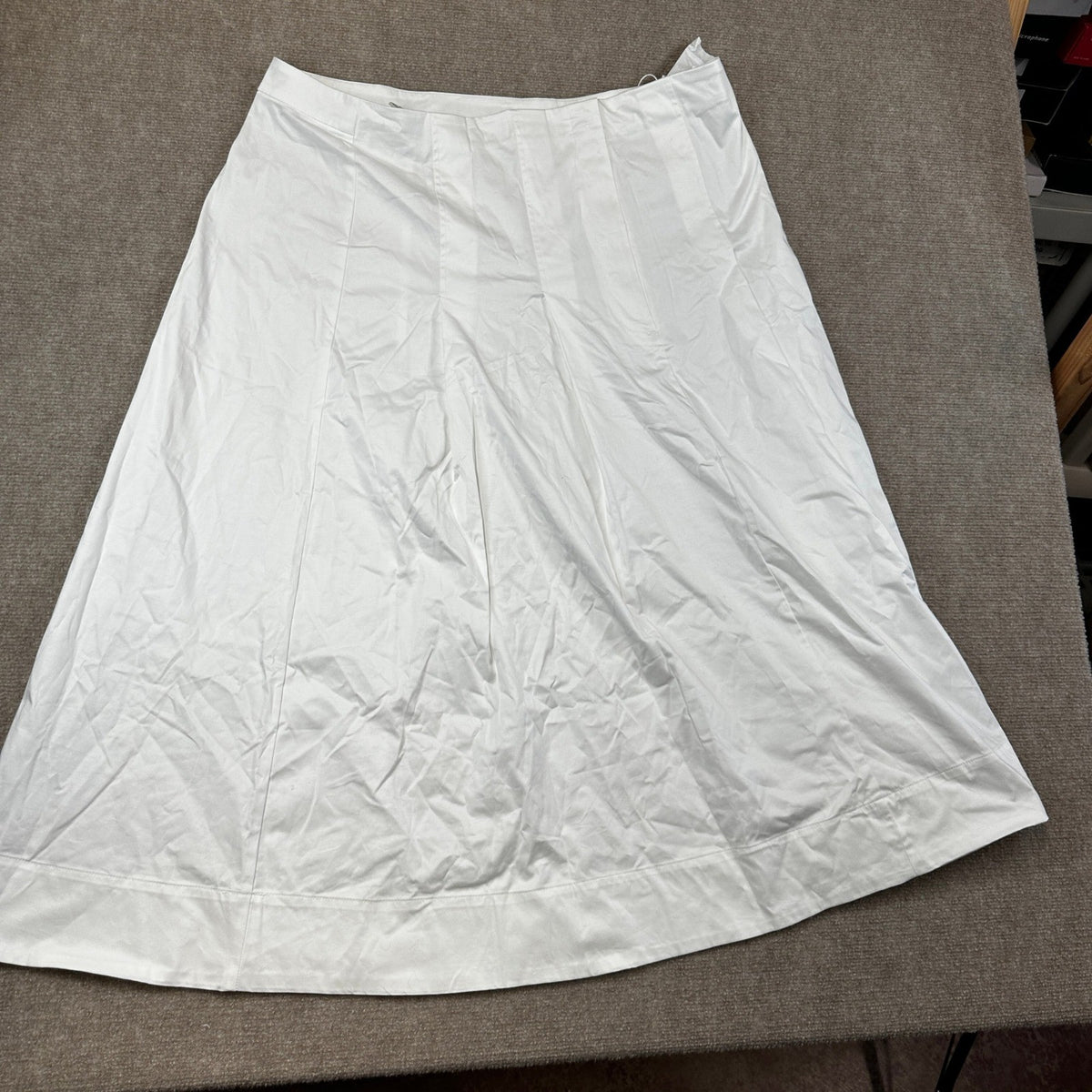MSRP $68 Worthington Womens 20 White Midi Full Skirt