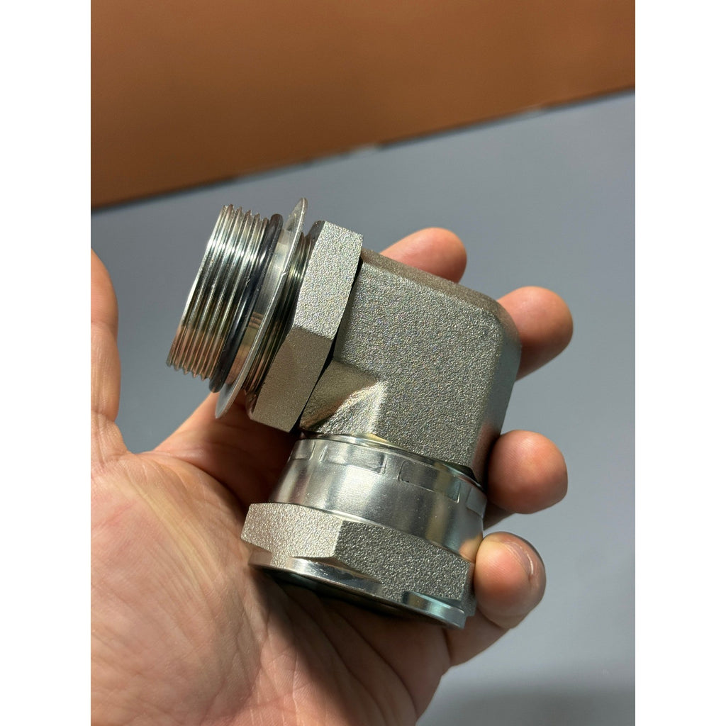 Titan 6809-20-20 90° Elbow 1 1/4" ORB (1 5/8"-12 thread) Male x 1-1/4" JIC