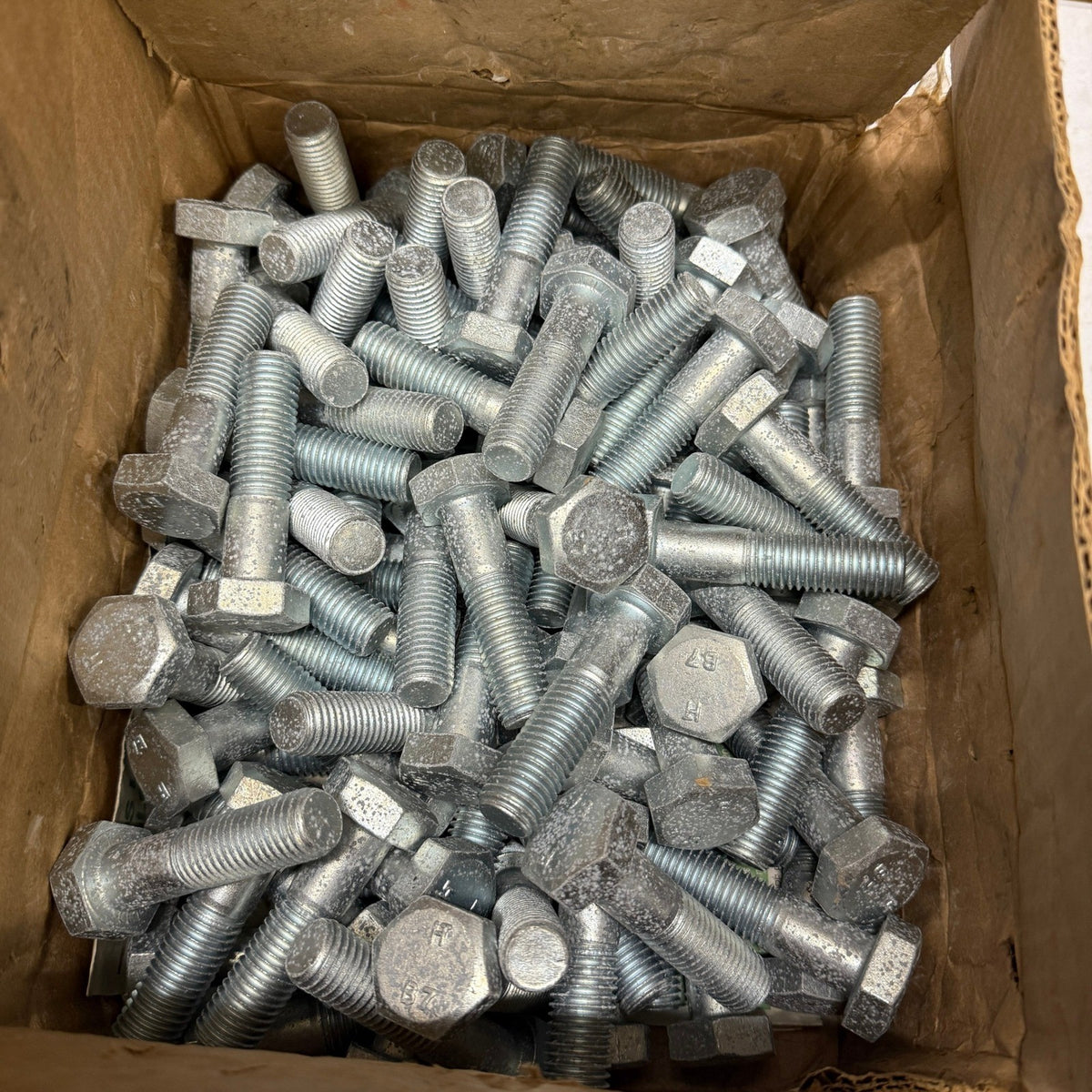 Pack of 100 Highland Threads 3/4-10 x 3" Heavy Hex Bolt B7 Zinc Plated