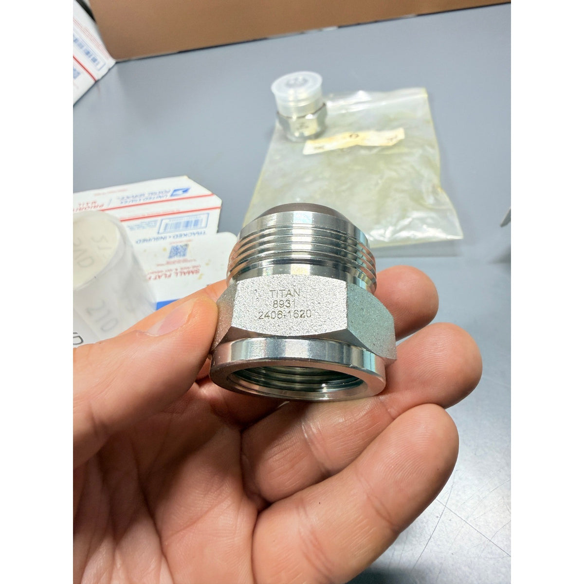 Set of 2 Titan 2406-16-20 Tube Expander-Reducer 1" JIC Female x 1-1/4" JIC Male