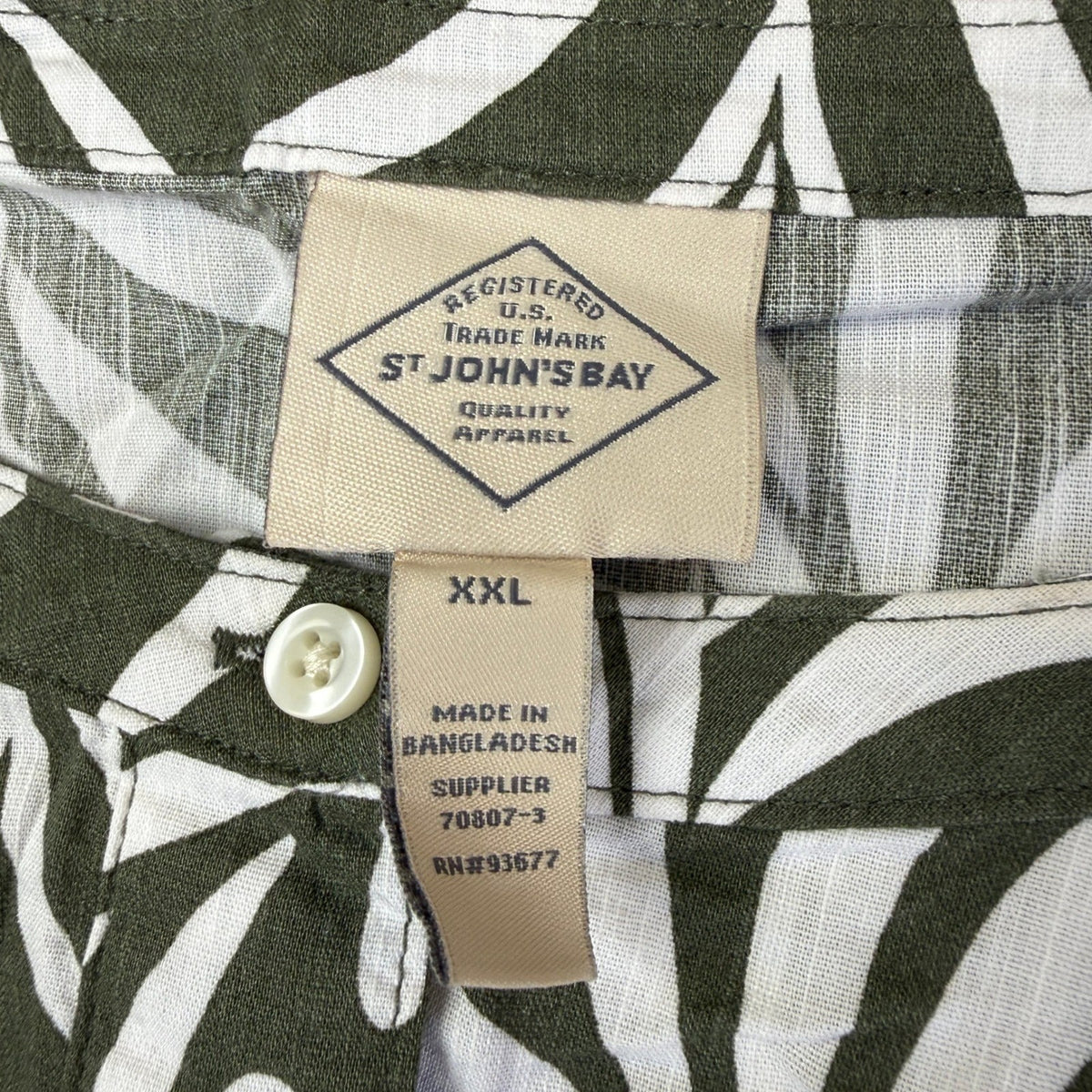 MSRP $38 St. John's Bay Womens XXL Oregano Palms Short Sleeve Blouse Round Neck