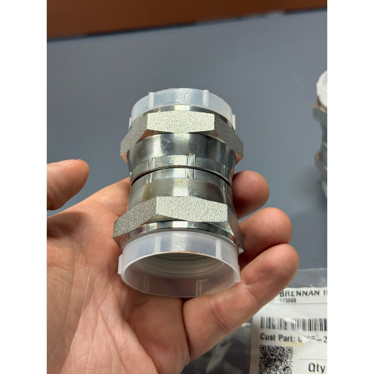 Set of 3 Brennan 6565-20-20 Straight Adapter, 1-1/4" Female 37° JIC x 1-1/4"