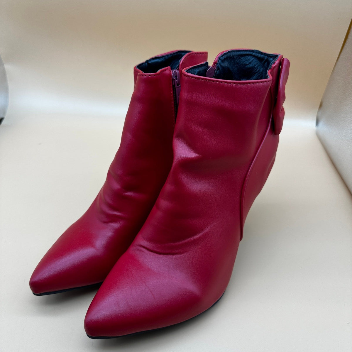 Women's US 10 Red Pointed Toe Zip Ankle Stiletto High Heel Boots with Bow