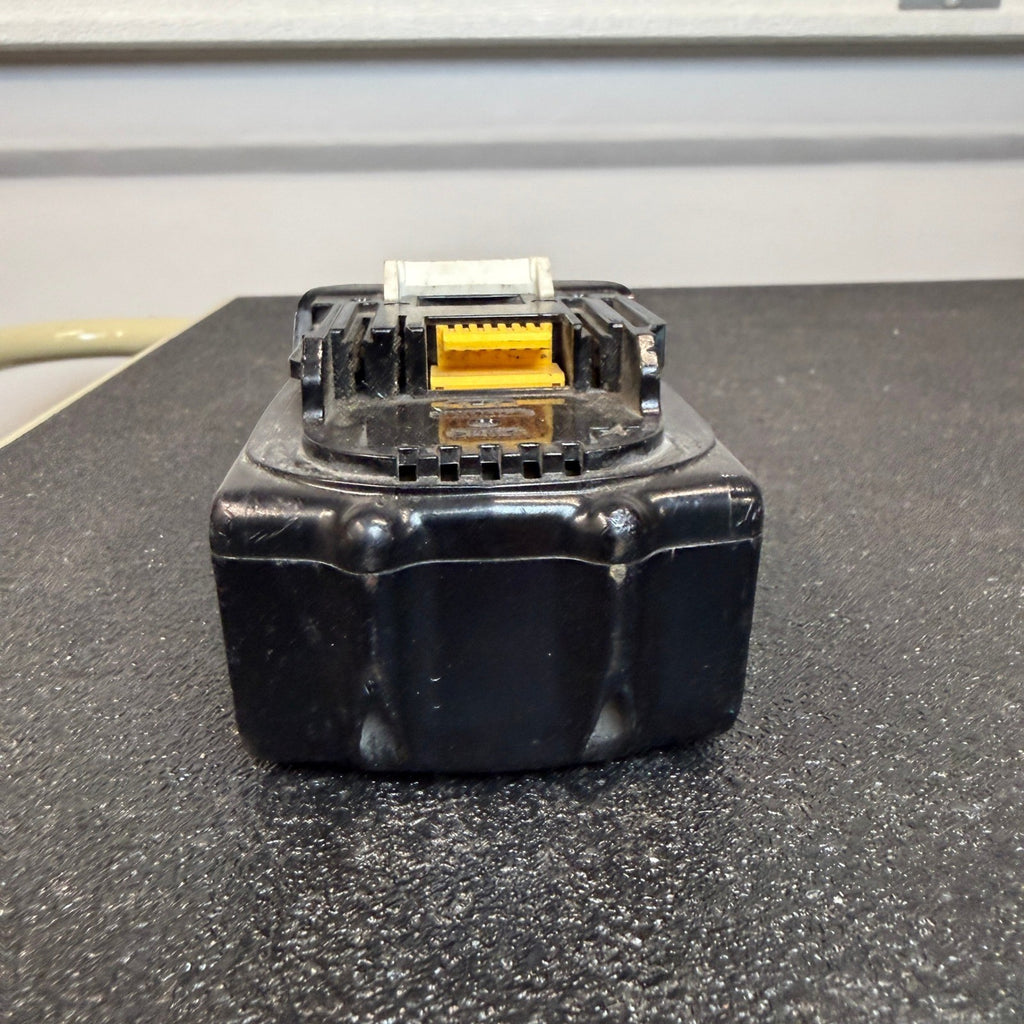 Makita BL1830 18V LXT Rechargeable Li‑Ion 3.0Ah Battery