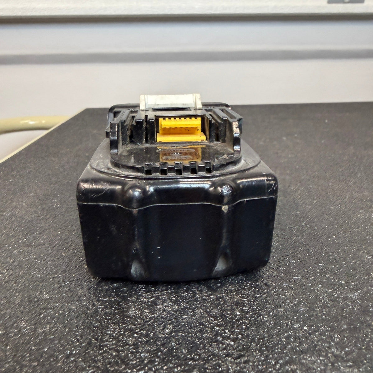 Makita BL1830 18V LXT Rechargeable Li‑Ion 3.0Ah Battery