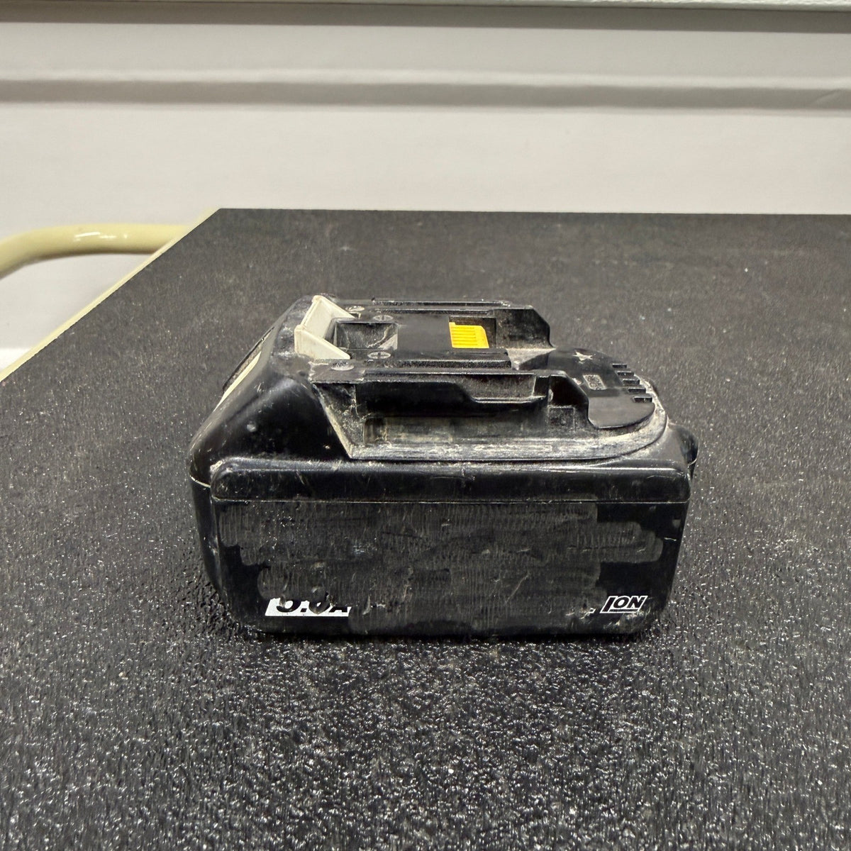 Makita BL1850B 18V LXT Li‑Ion 5.0Ah Battery Rechargeable