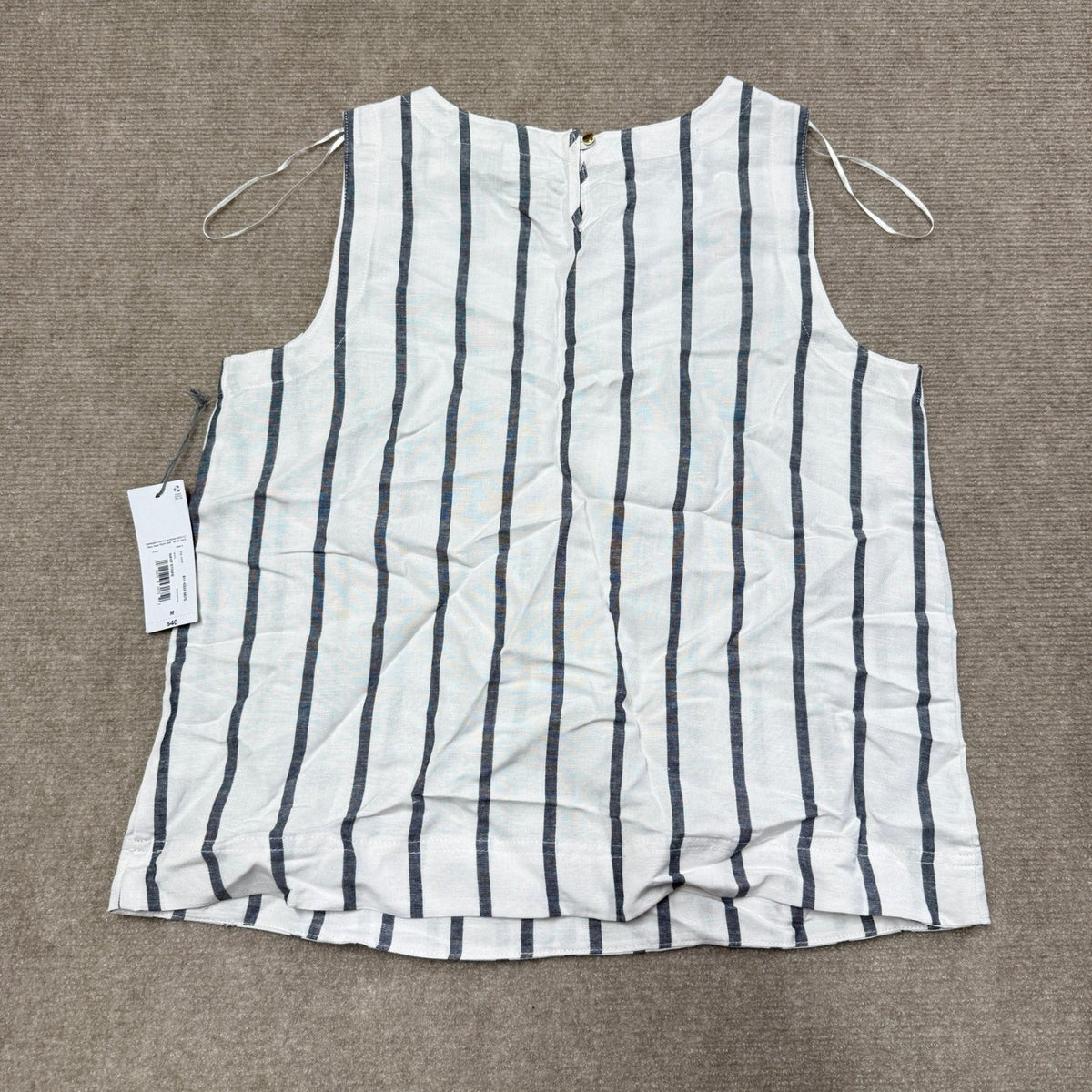 MSRP $40 Liz Claiborne Womens M Navy Stripe Sleeveless Blouse Linen Blend Round