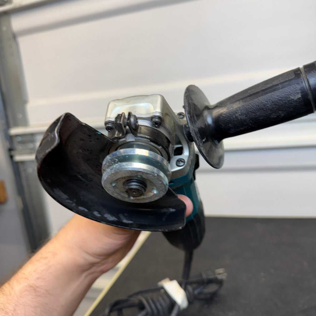 Makita GA4530 4‑1/2" Angle Grinder 6 AMP 11000 RPM Corded