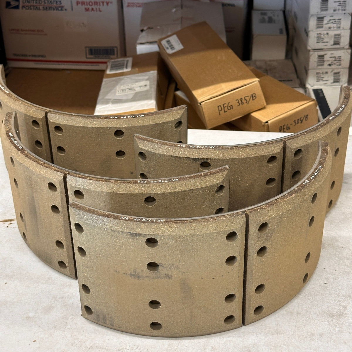 Genuine Isuzu 5-87832132-0 Rear Brake Shoe Kit GM 97761529