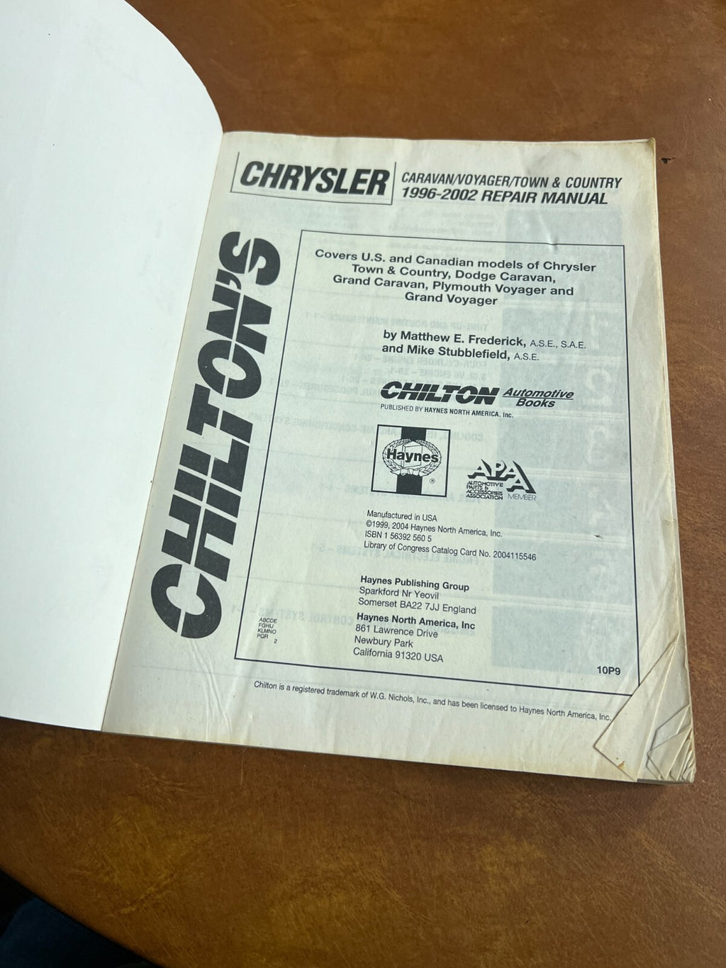 Chilton's Chrysler: Caravan-Voyager-Town & Country 1996-02 Repair Manual 20302