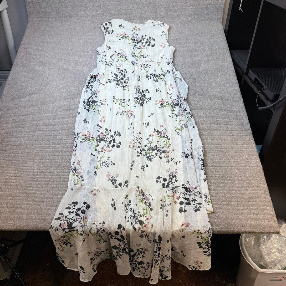 NWT Melonie T Womens 14 V-Neck Sleeveless Floral Maxi Dress