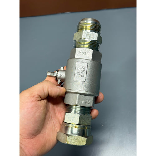 1-1/4" Stainless Steel Ball Valve CF8M 1000 WOG w/ Adapter Fittings NO HANDLE