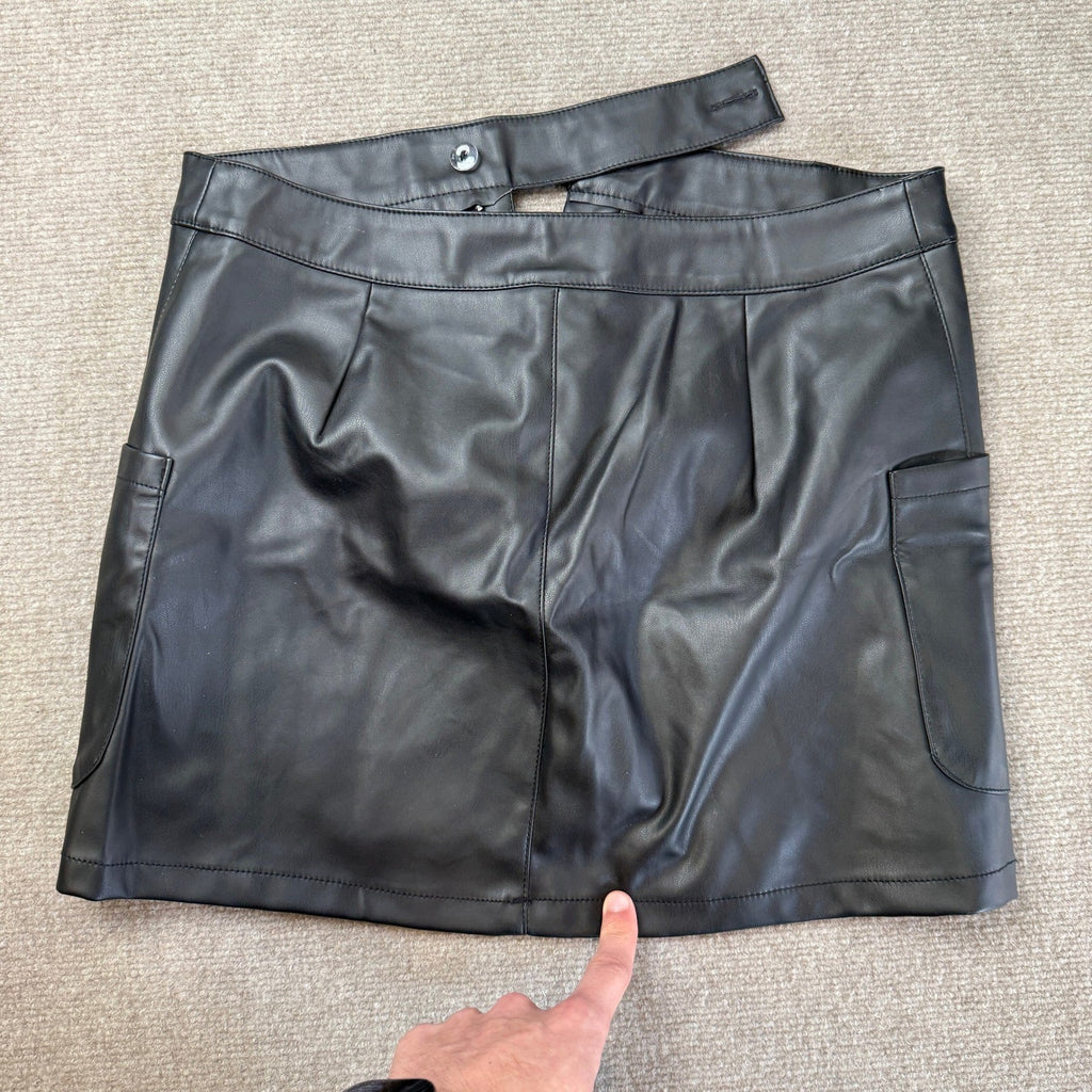 MSRP $29 Fahsyee Women's M Faux Leather Mini Skirt Black High Waisted Stretchy