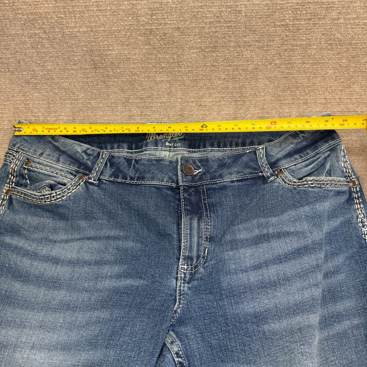 Wrangler Tiffany 19x34 Ladies Retro Sadie Boot Cut Jeans