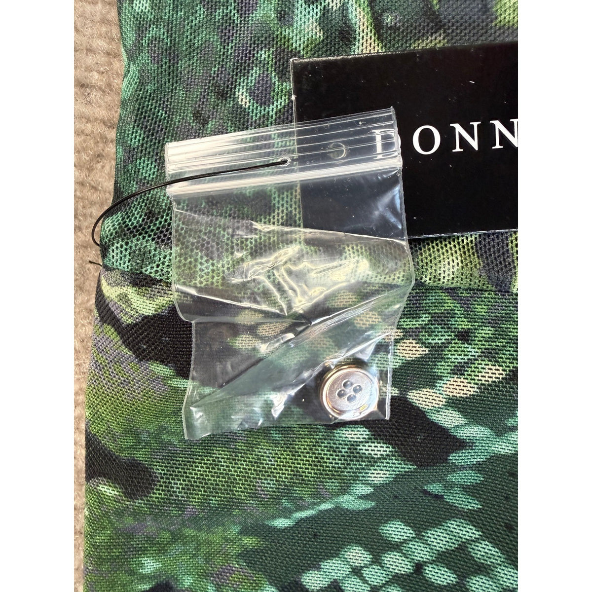 MSRP $89 Donna Morgan Womens 4 Eden Green Snake Print Button Down Shirt Dress