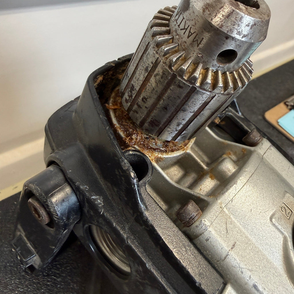 Makita DA4031 1/2 in Angle Drill 2‑Speed Reversible 10 AMP Corded