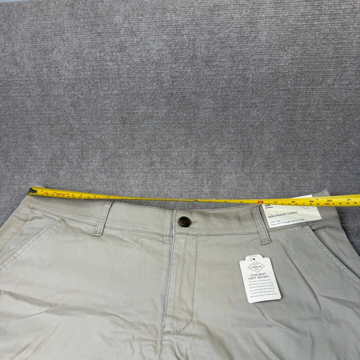 MSRP $50 St. John's Bay Women's 16W Biscotti Relaxed Fit Girlfriend Chino Pants