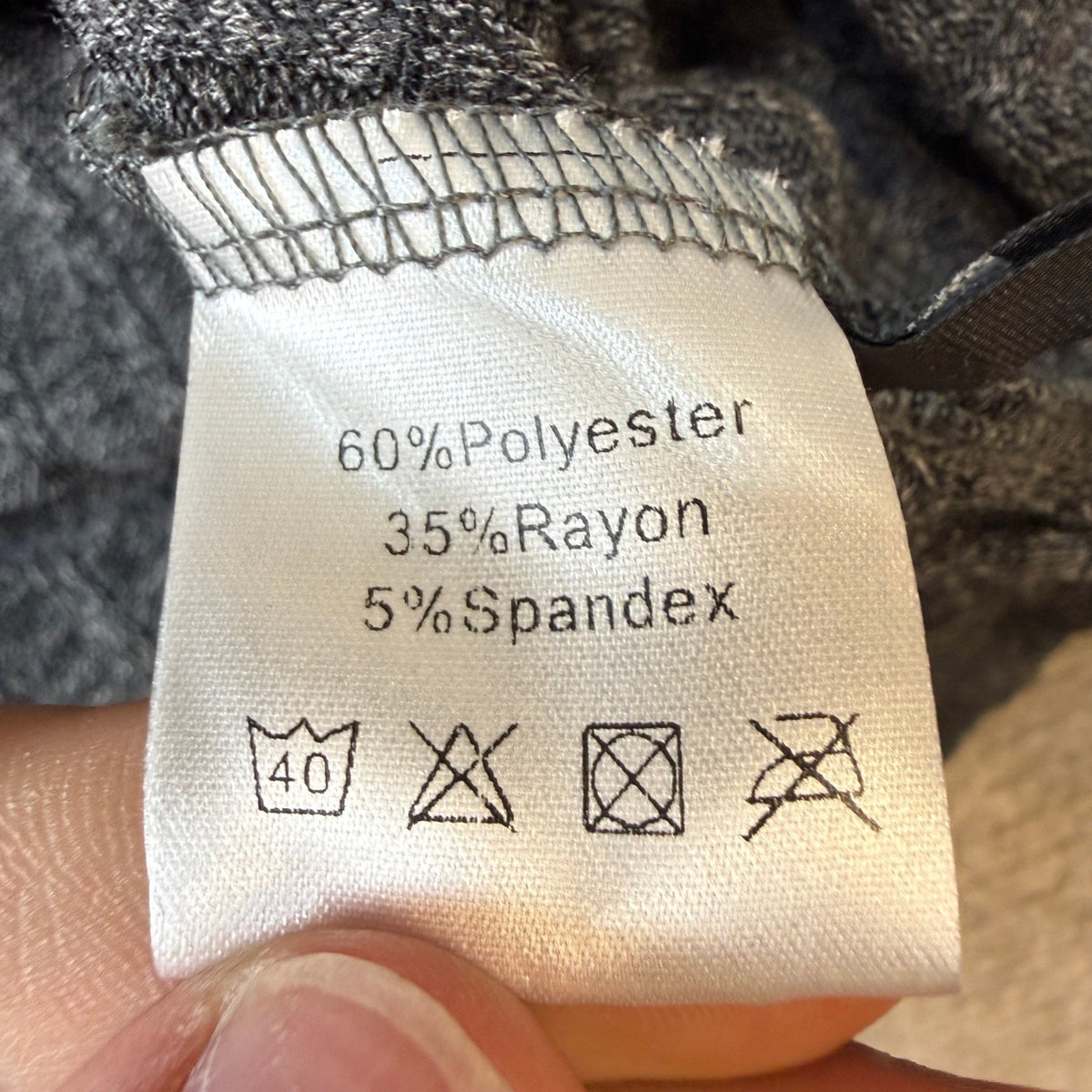 MSRP $56 JoyMotion 3 Pack Men's L Ribbed V Neck Long Sleeve Thermal Shirts Sli