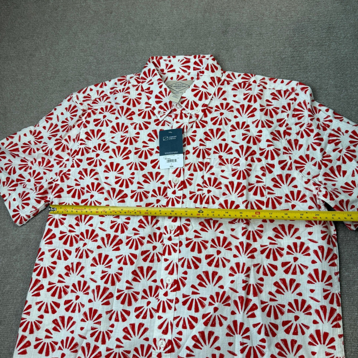 MSRP $34 St. Johns Bay Mens L Red Shell Classic Fit Button-Down Shirt