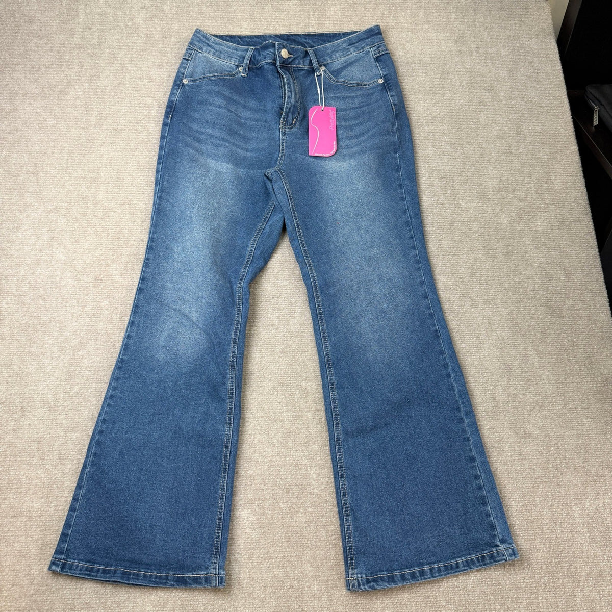 MSRP $57 Prettyleaf Women's Blue L 28" Petite Stretch Flare Jeans High Waisted