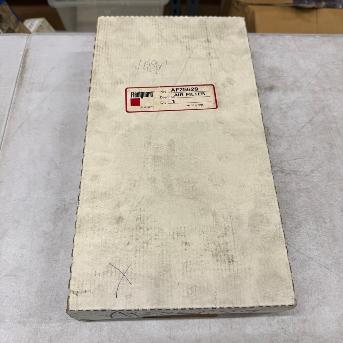 Fleetguard AF25629 Air Filter
