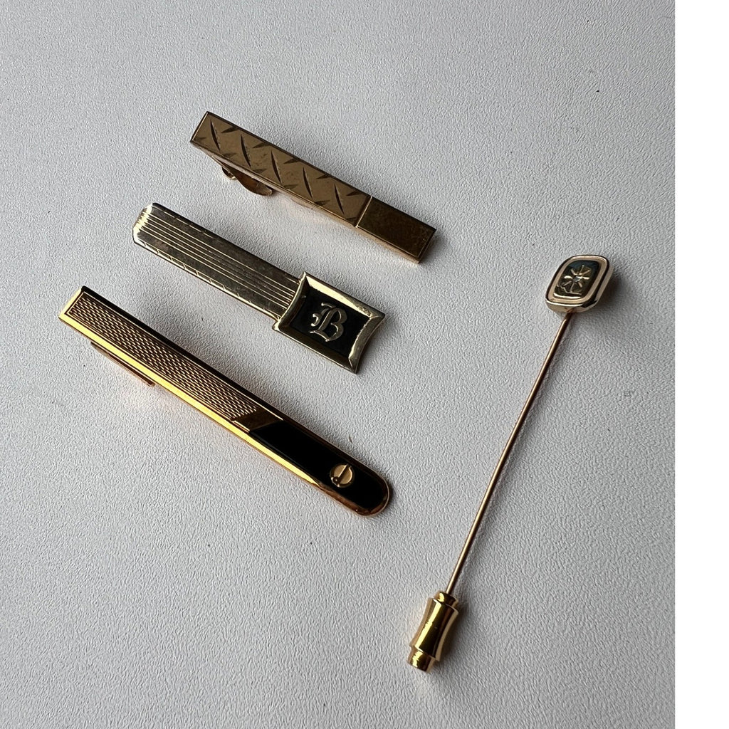 Lot of 4 Vtg Tie Bar Clip/Stick Pin Gold Tone Hickok /w "B", Dunhill, Pierre Ca