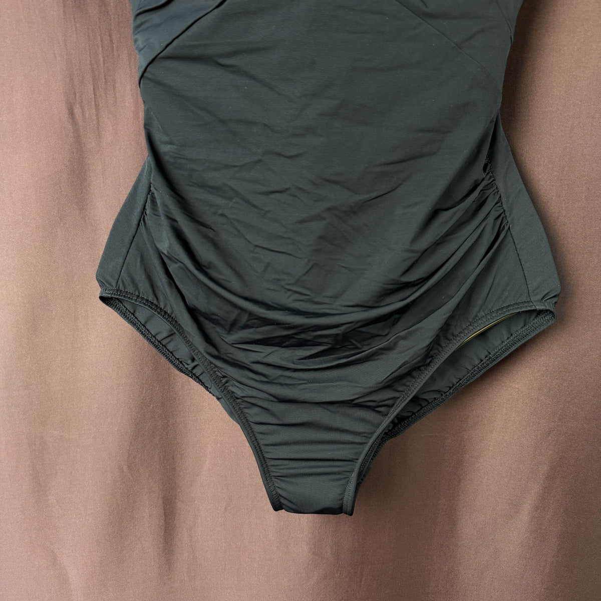 Lands' End Women's 8-18W SlenderSuit Carmela One Piece Swimsuit Black