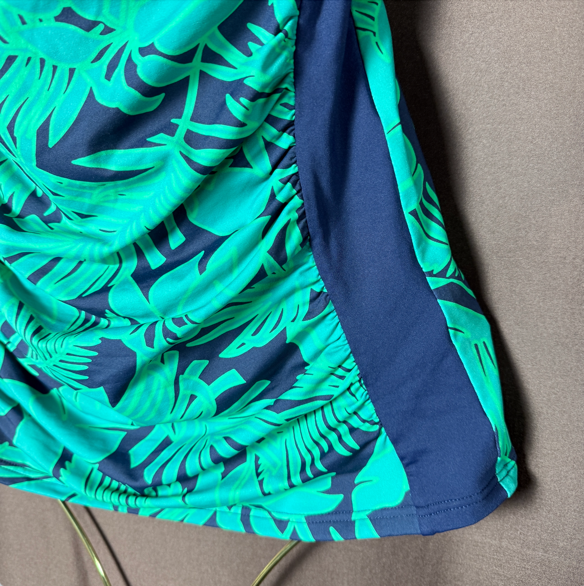 Lands' End Women's 2 LONG Bandeau Tankini Swimsuit Top Tropical Print Navy/Emera