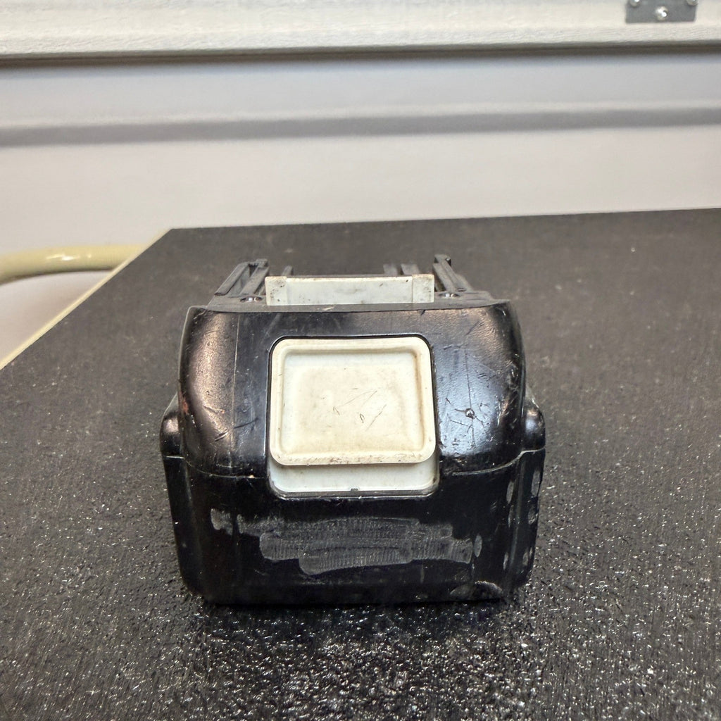 Makita BL1830 18V LXT Rechargeable Li‑Ion 3.0Ah Battery