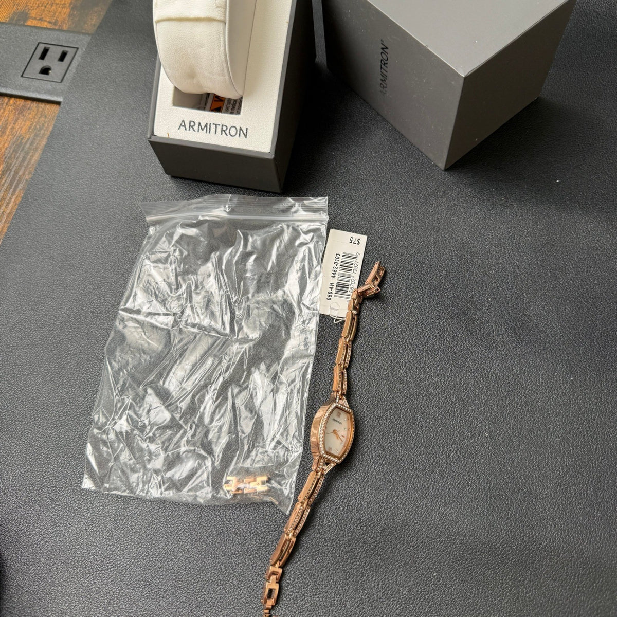 MSRP $75 Armitron 75/5902RG Women's Rose Gold Crystal Accented Watch New Batte