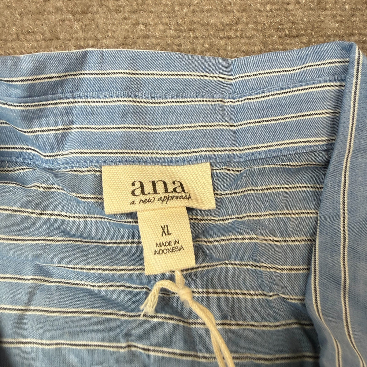 MSRP $44 A.N.A Womens L, XL Blue Stripe Short Sleeve Button-Down Shirt Blouse P