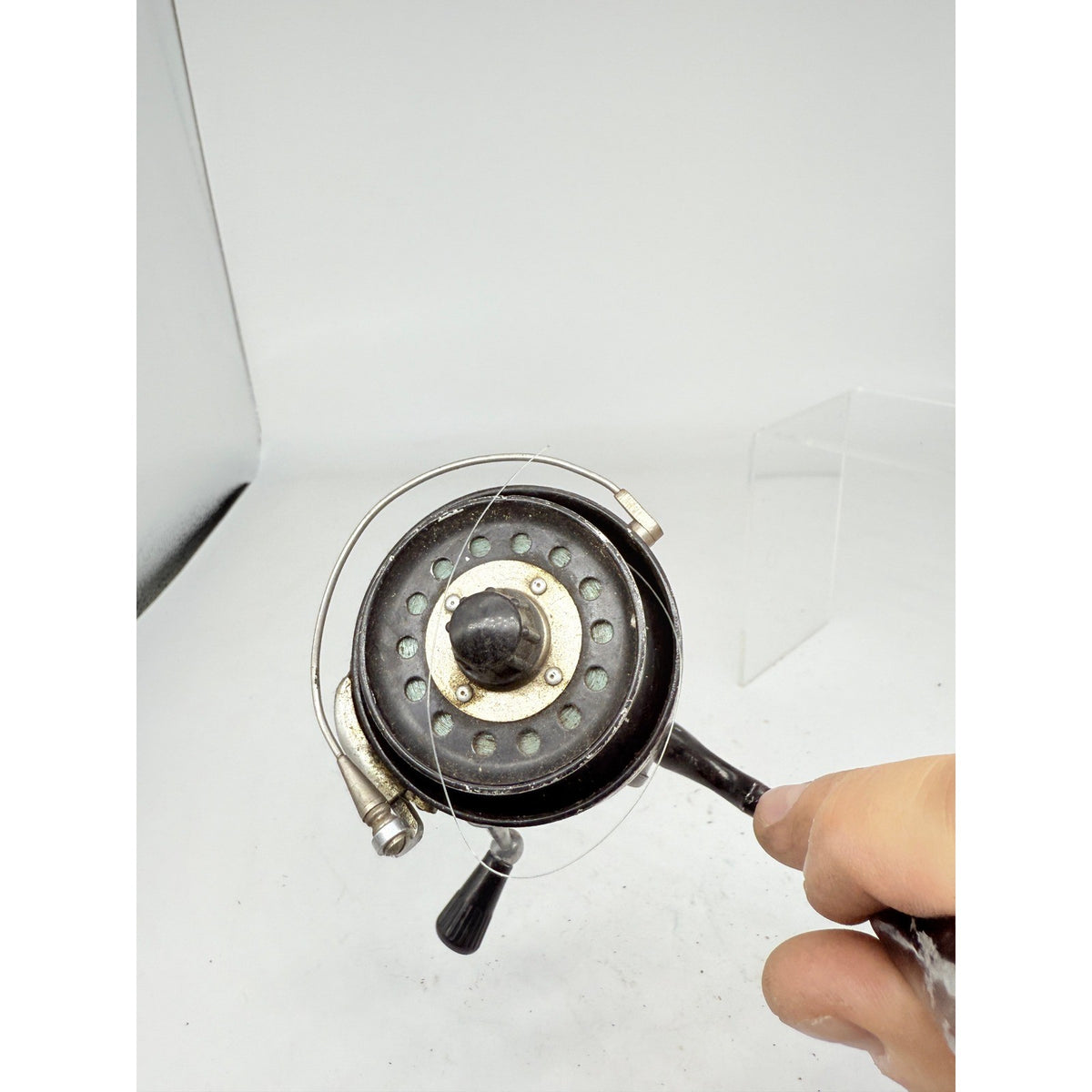 Vintage Ueno Seiko Co Olympic No.82 Black Spinning Fishing Reel Japan