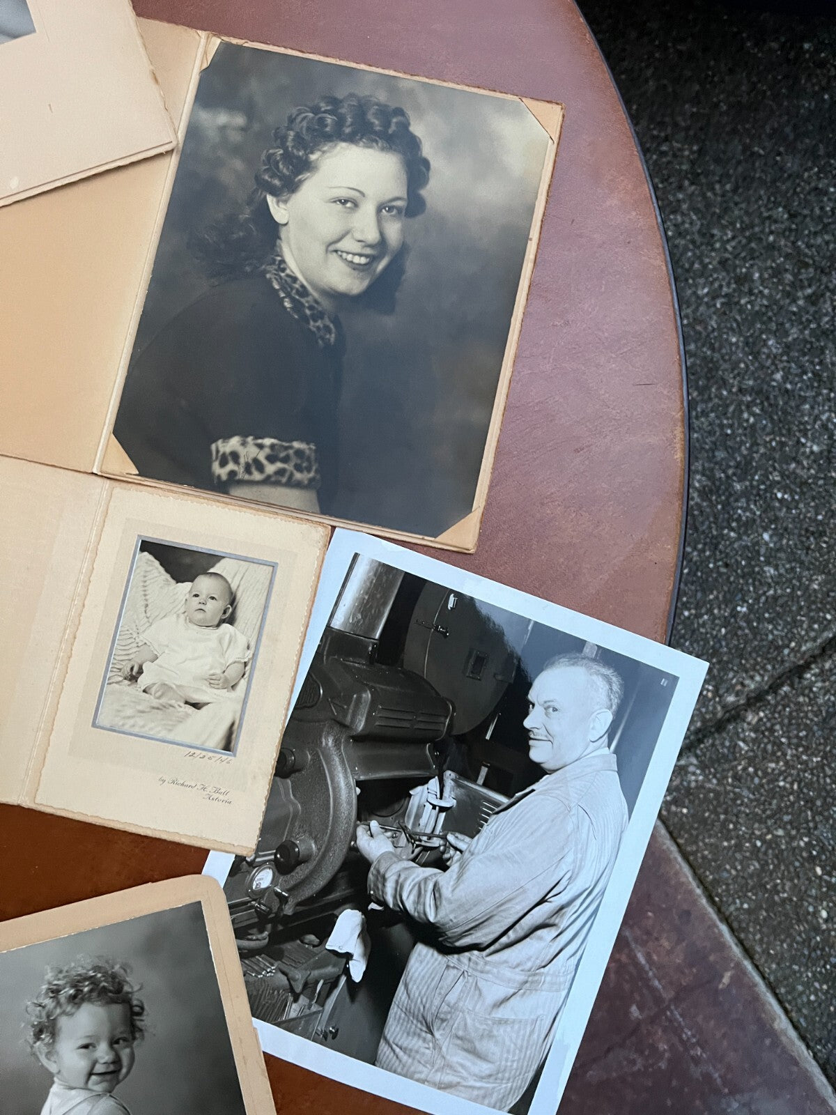 Lot of Vintage Cabinet Cards and Photographs