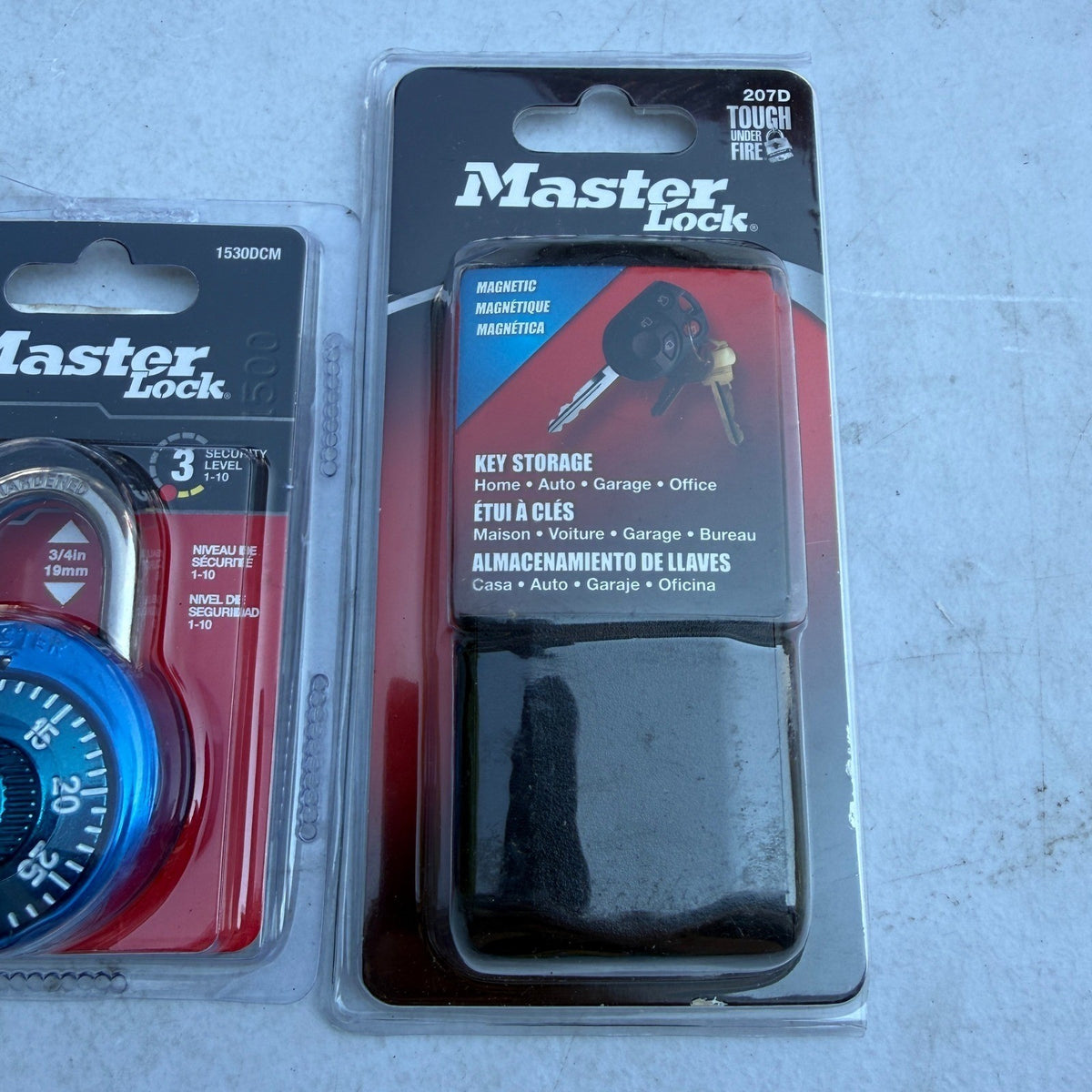 NEW Lot of 3 Master Lock Combination Padlock 1530DCM, 207D Magnetic Key Holder