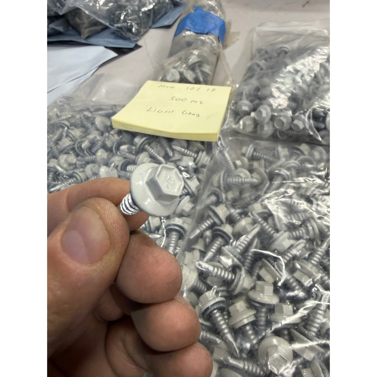 Lot of 500 Light Gray 7/8" Stitch Screws Roofing Hex Washer Head