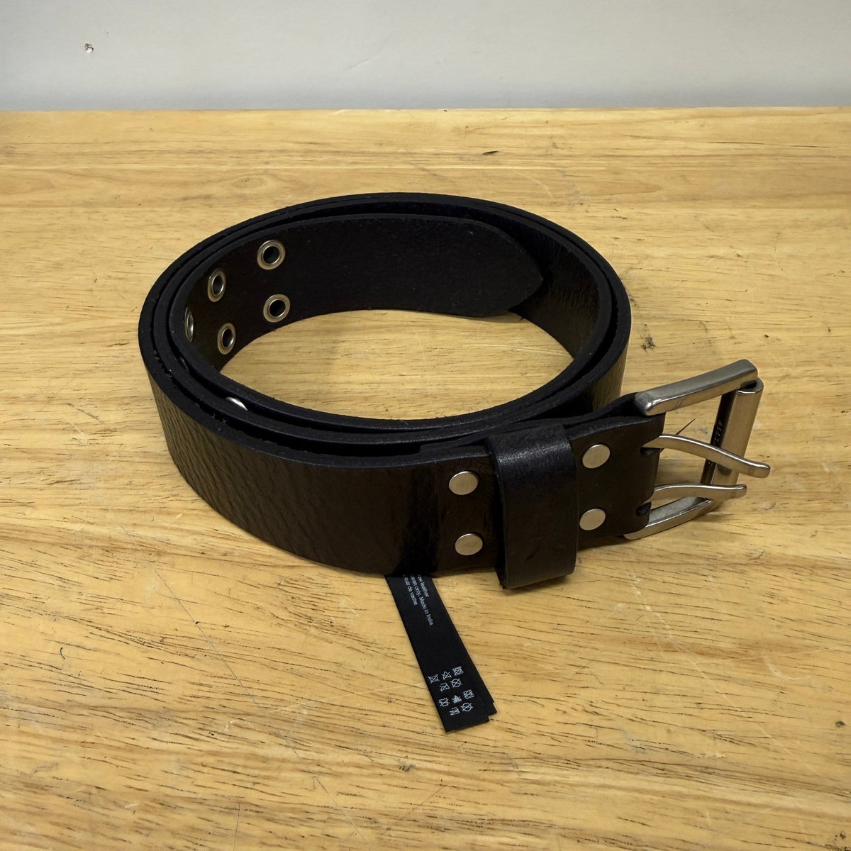 AllSaints Men's Black 1.5" 36 Distressed Leather Eyelet Belt, Metal Buckle