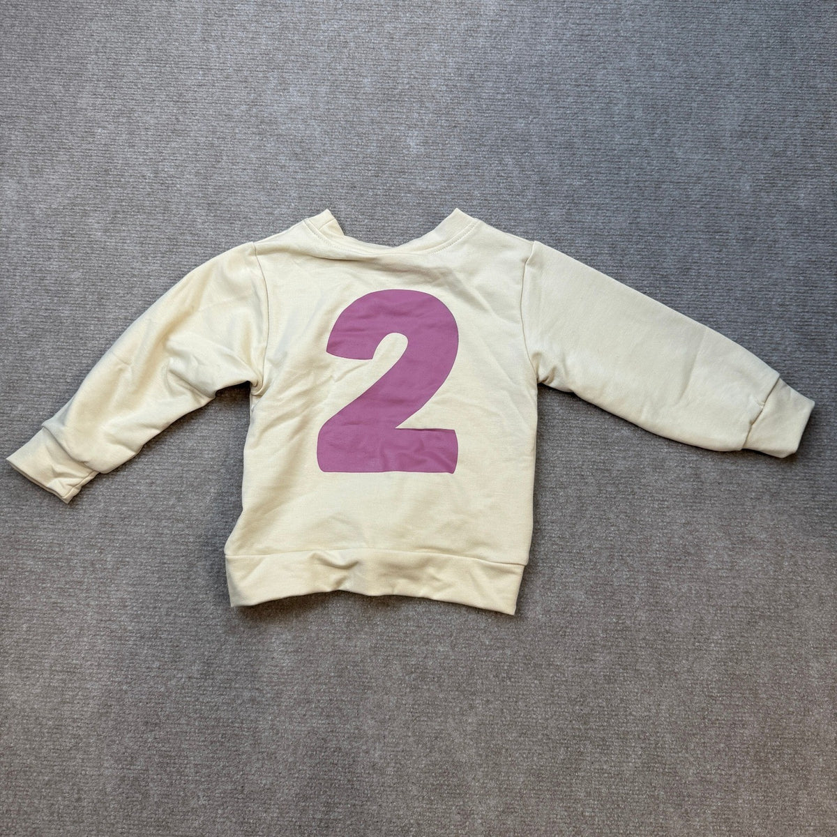 MSRP $20 KEKEMI Toddler Girl 2T Beige Birthday Sweatshirt I'M TWO CUTE Birthday